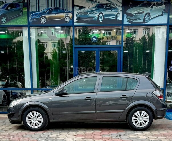 Opel Astra 2009, 263,000 km - 1.4 l - Sumqayıt