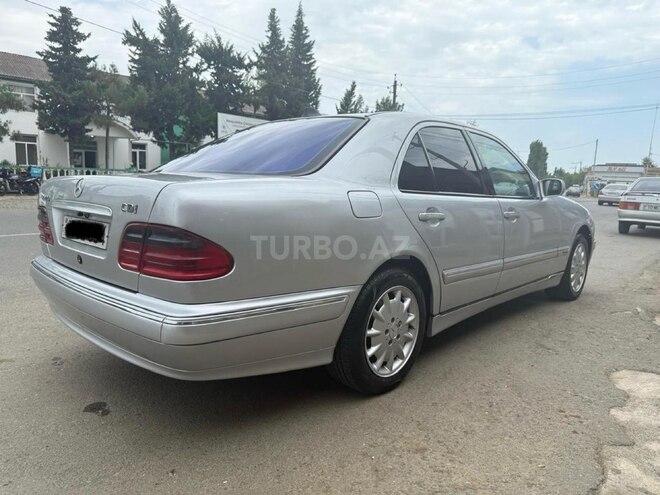 Mercedes E 220 2000, 485,000 km - 2.2 l - Bakı