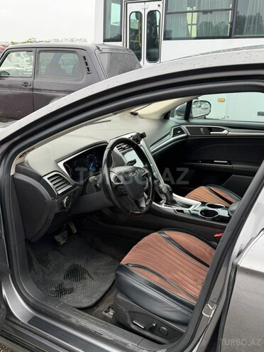 Ford Fusion (North America) 2013, 369,274 km - 2.5 л - Bakı