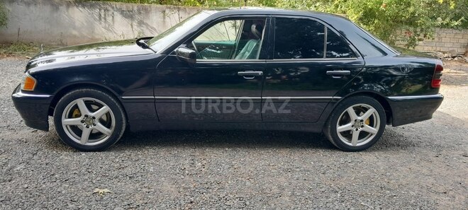 Mercedes C 280 1997, 352,558 km - 2.8 l - Beyləqan