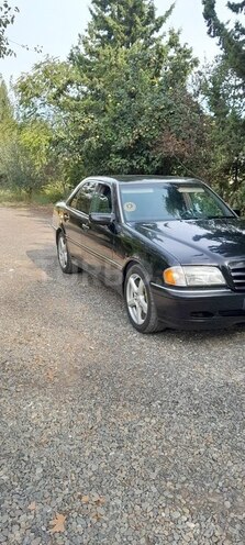 Mercedes C 280 1997, 352,558 km - 2.8 l - Beyləqan