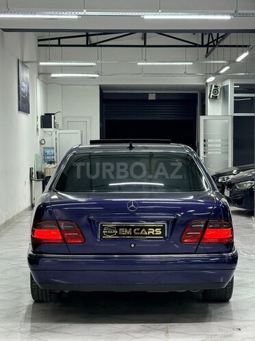 Mercedes E 240 1999, 450,000 km - 2.4 l - Bakı