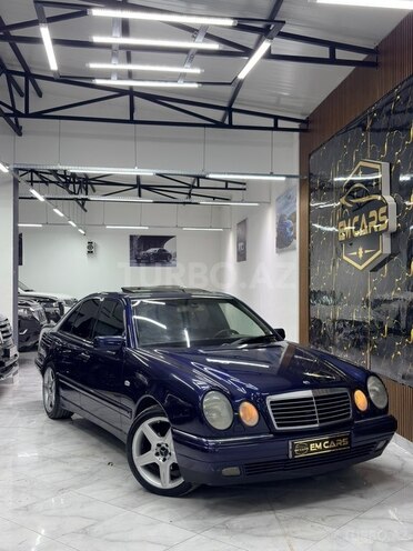 Mercedes E 240 1999, 450,000 km - 2.4 l - Bakı