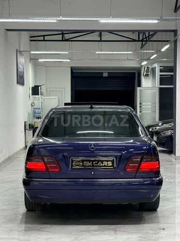 Mercedes E 240 1999, 450,000 km - 2.4 l - Bakı
