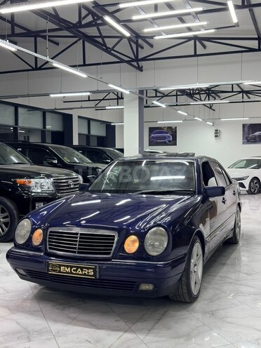 Mercedes E 240 1999, 450,000 km - 2.4 l - Bakı