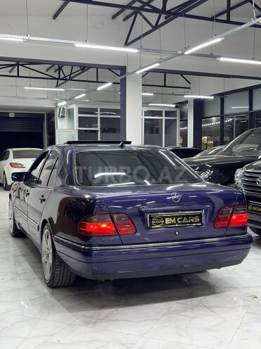 Mercedes E 240 1999, 450,000 km - 2.4 l - Bakı