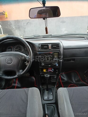 Opel Vectra 1994, 300,000 km - 2.0 l - Bakı
