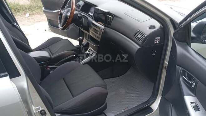 Toyota Corolla 2005, 295,568 km - 1.4 l - Bakı