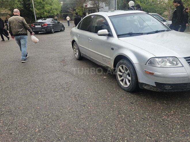 Volkswagen Passat 2003, 456,000 km - 1.8 л - Sumqayıt