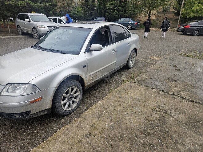 Volkswagen Passat 2003, 456,000 km - 1.8 л - Sumqayıt