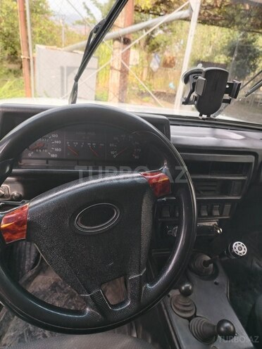 LADA (VAZ) Niva 2002, 198,255 km - 1.7 l - 
