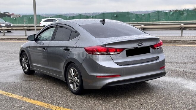 Hyundai Elantra 2018, 249,448 km - 2.0 l - Bakı