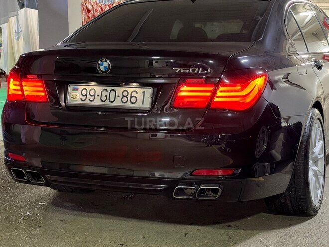 BMW 750 2011, 220,000 km - 4.4 л - Bakı
