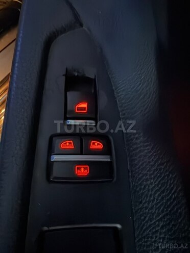 BMW 750 2011, 220,000 km - 4.4 л - Bakı