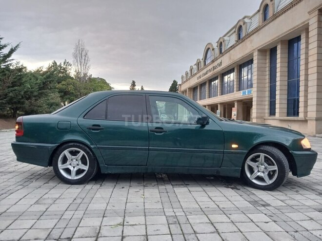 Mercedes C 240 1999, 359,488 km - 2.4 l - Xırdalan