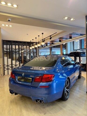BMW M5 2012, 120,000 km - 4.4 l - Bakı