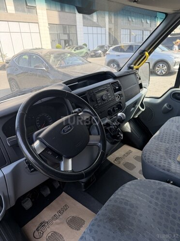Ford Transit 2010, 235,000 km - 2.2 l - Bakı