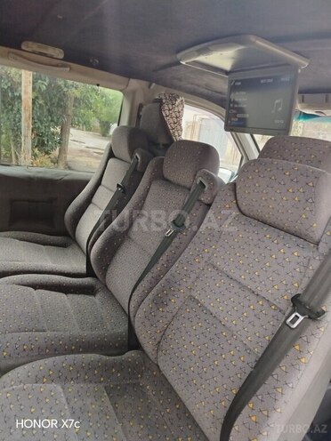 Mercedes  2001, 358,000 km - 2.1 l - Bakı