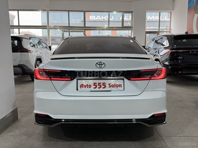 Toyota Camry 2025, 2,900 km - 2.0 л - Bakı