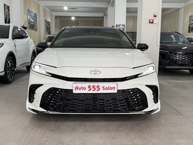 Toyota Camry 2025, 2,900 km - 2.0 л - Bakı