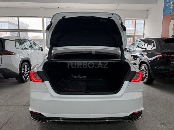 Toyota Camry 2025, 2,900 km - 2.0 л - Bakı