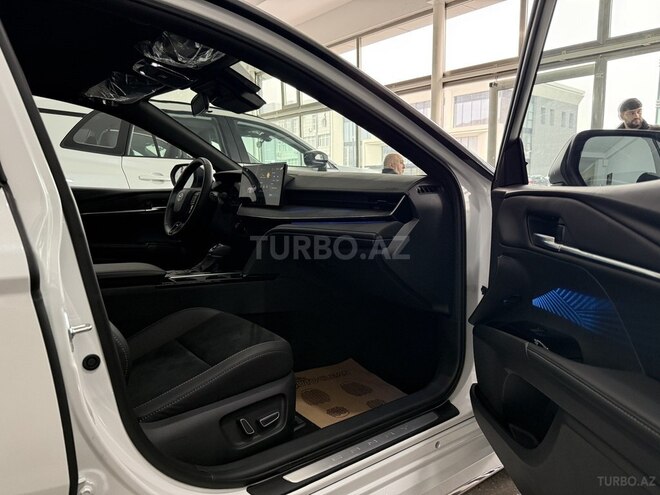 Toyota Camry 2025, 2,900 km - 2.0 л - Bakı
