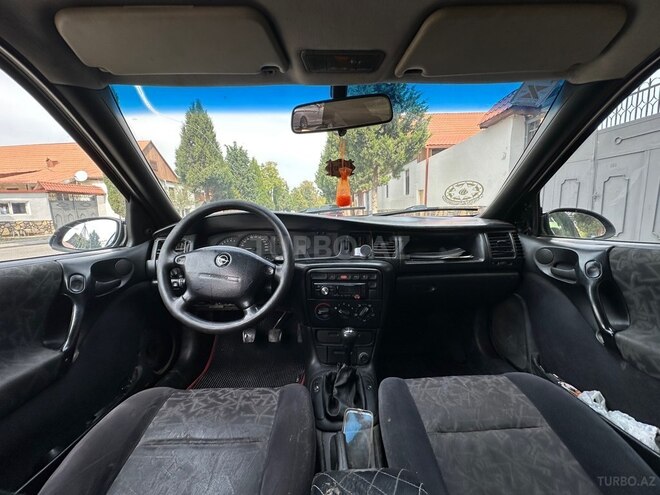 Opel Vectra 1996, 530,000 km - 1.6 l - Gəncə