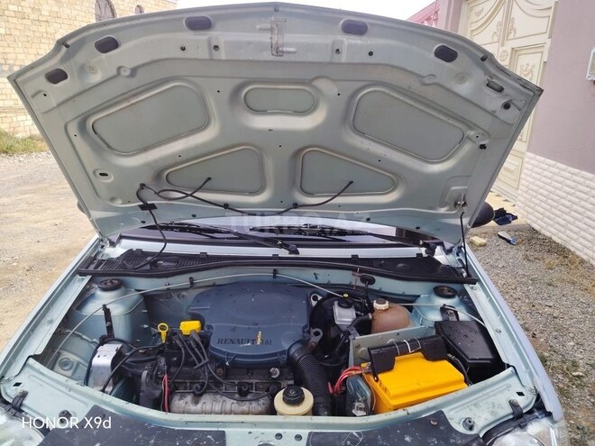 Renault Logan 2006, 352,251 km - 1.6 l - Gəncə