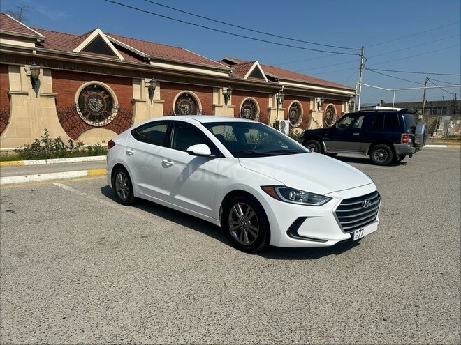 Hyundai Elantra 2017, 94,000 km - 2.0 l - Bakı