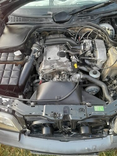Mercedes C 220 1993, 600,000 km - 2.2 l - Bakı