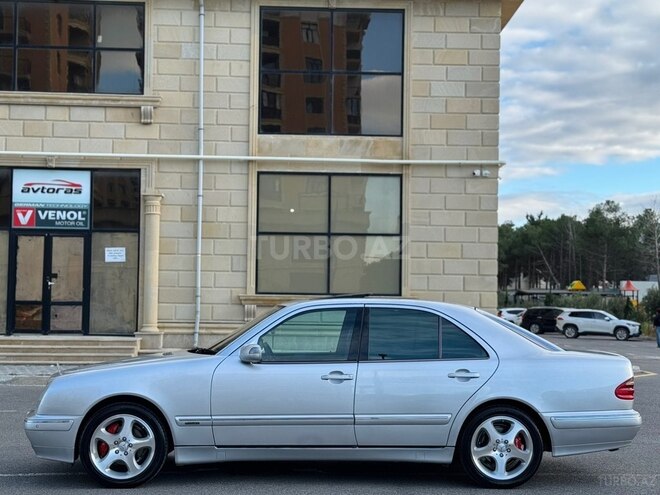 Mercedes E 240 2000, 320,000 km - 2.4 л - Sumqayıt