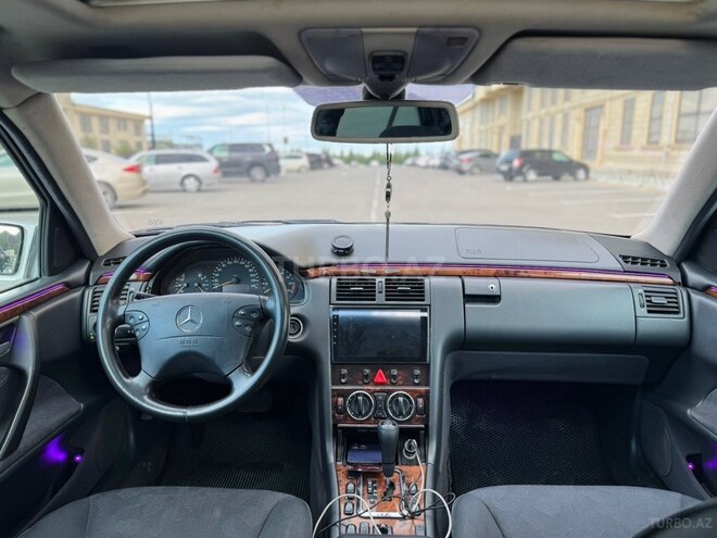 Mercedes E 240 2000, 320,000 km - 2.4 л - Sumqayıt