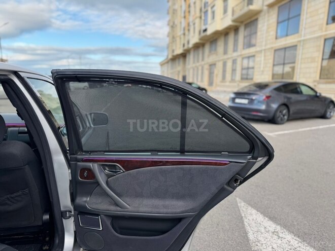 Mercedes E 240 2000, 320,000 km - 2.4 л - Sumqayıt