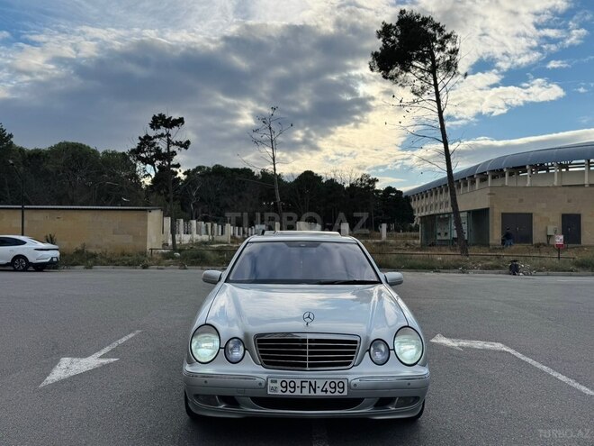 Mercedes E 240 2000, 320,000 km - 2.4 л - Sumqayıt