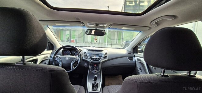 Hyundai Elantra 2015, 201,168 km - 1.8 l - Bakı