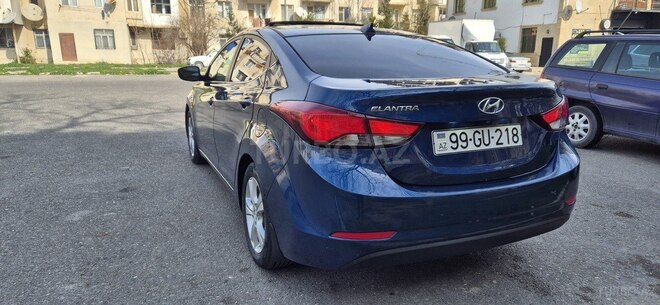 Hyundai Elantra 2015, 201,168 km - 1.8 l - Bakı