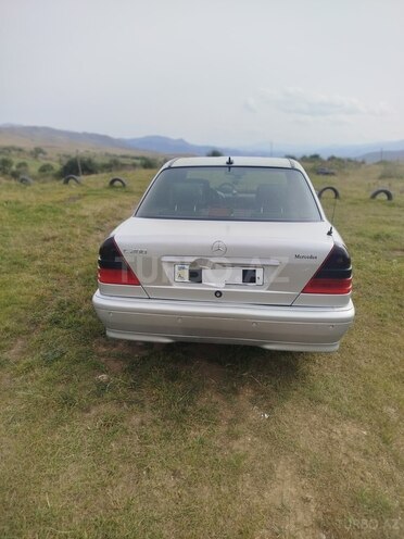 Mercedes C 180 1998, 237,000 km - 1.8 л - Gədəbəy