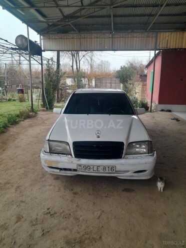 Mercedes C 250 1995, 660,666 km - 2.5 l - Sabirabad
