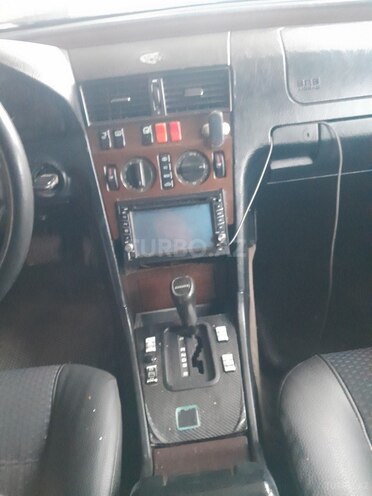 Mercedes C 250 1995, 660,666 km - 2.5 l - Sabirabad