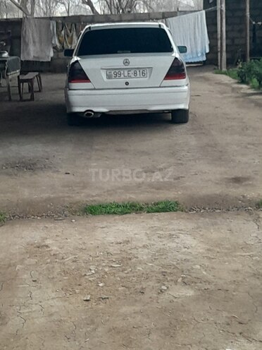 Mercedes C 250 1995, 660,666 km - 2.5 l - Sabirabad