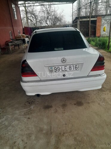 Mercedes C 250 1995, 660,666 km - 2.5 l - Sabirabad