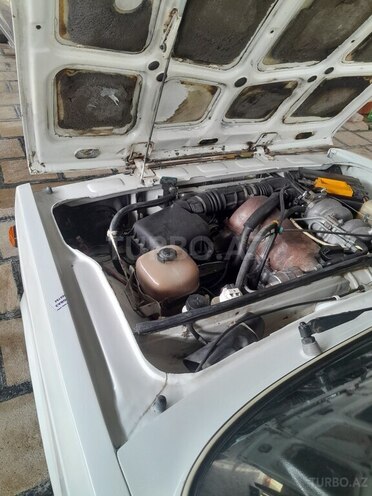 LADA (VAZ) 2107 2010, 52,000 km - 1.6 l - Salyan