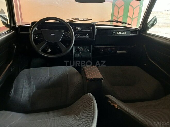 LADA (VAZ) 2107 2010, 52,000 km - 1.6 l - Salyan