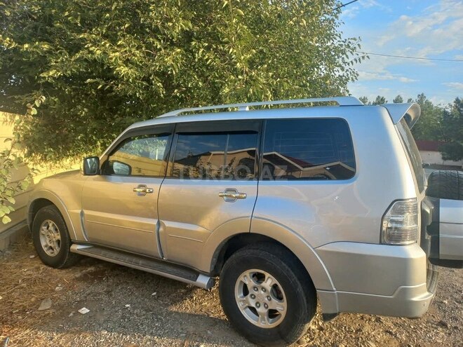 Mitsubishi Pajero 2007, 303,983 km - 3.0 л - Bakı