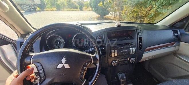 Mitsubishi Pajero 2007, 303,983 km - 3.0 л - Bakı