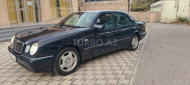 Mercedes E 240 1998, 328,710 km - 2.4 л - Bakı
