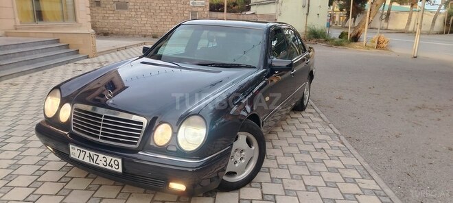 Mercedes E 240 1998, 328,710 km - 2.4 л - Bakı