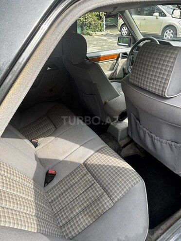 Mercedes 230 E 1991, 161,000 km - 2.3 l - Bakı