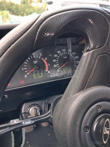 LADA (VAZ) Niva 2015, 160,000 km - 1.7 л - Astara