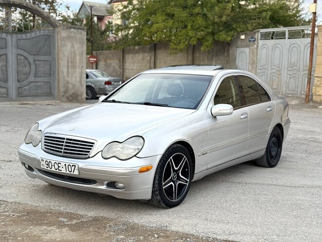 Mercedes C 240 2002, 300,000 km - 2.6 l - Bakı